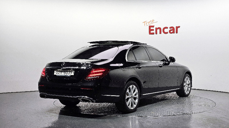 car Mercedes Benz E Class id25856 photo #2