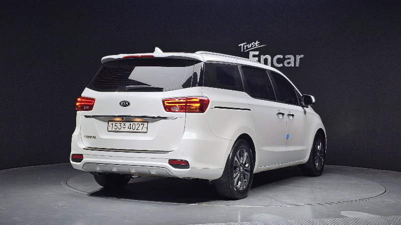 car KIA Carnival id25863 photo #2