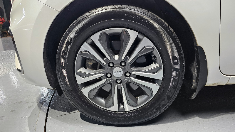 car KIA Carnival id25863 photo #5