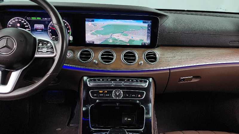 car Mercedes Benz E Class id25873 photo #14