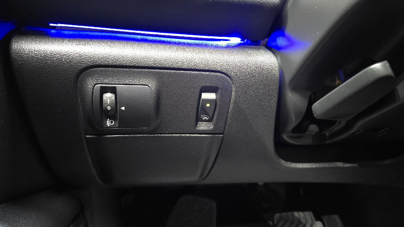car Renault Samsung SM6 id25913 photo #17