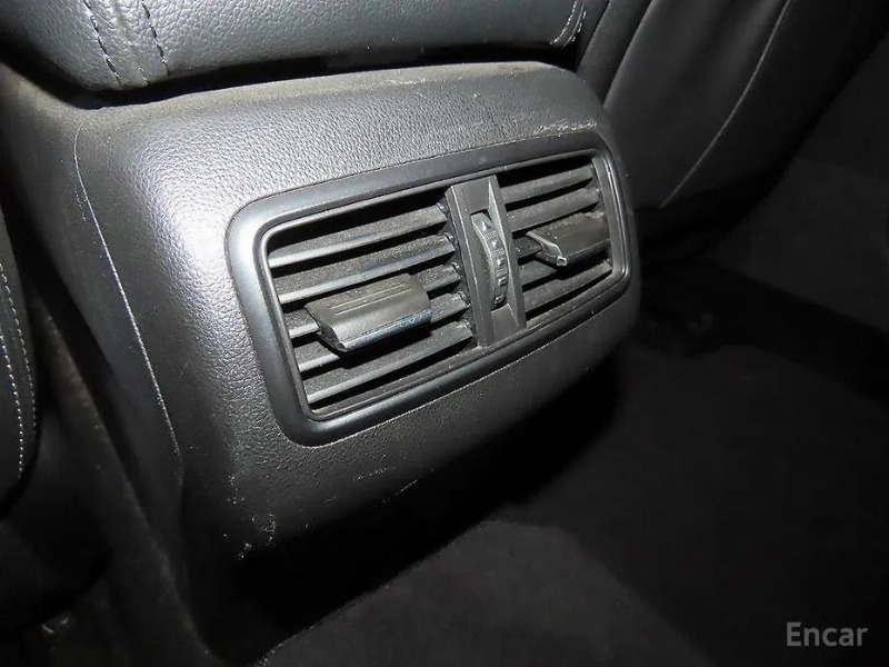 car Renault Samsung SM6 id25925 photo #18