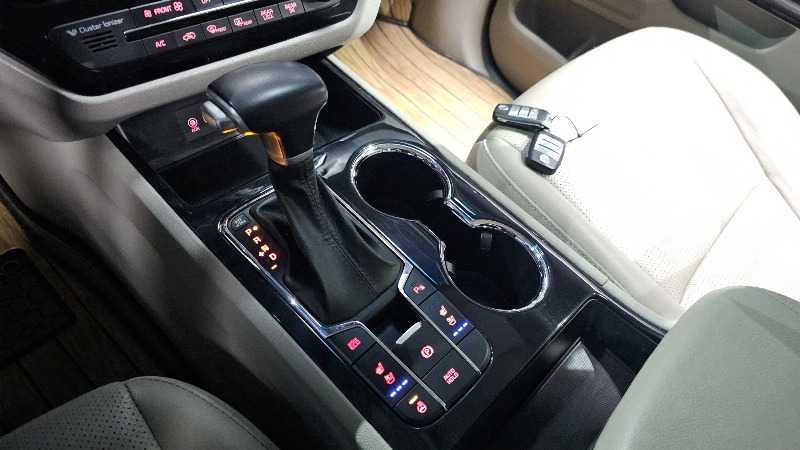 car KIA Carnival id25947 photo #9