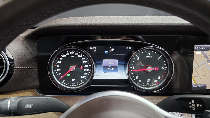 car Mercedes Benz E Class id26007 photo #8