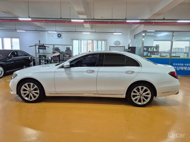 car Mercedes Benz E Class id26207 photo #4
