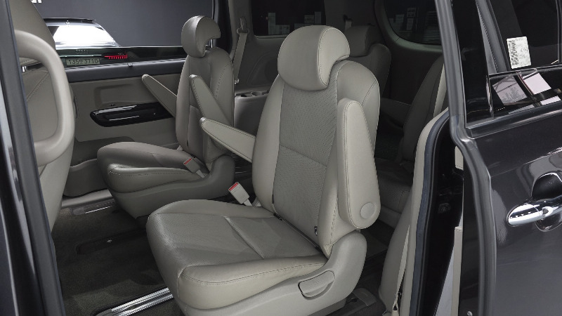 car KIA Carnival id26249 photo #11