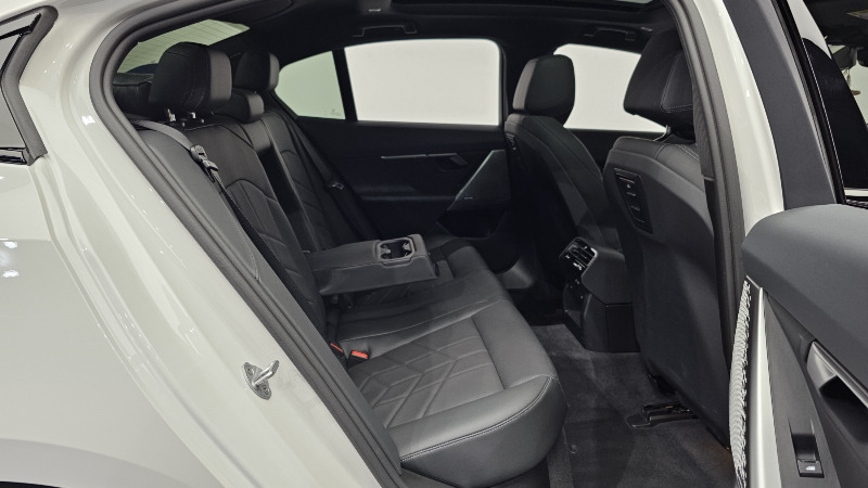 car BMW 5 Series id26322 photo #12