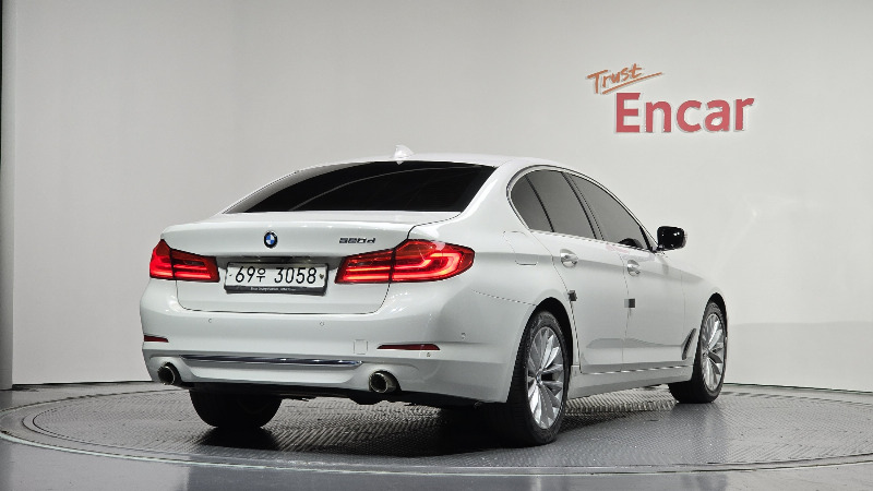 car BMW 5 Series id26326 photo #2