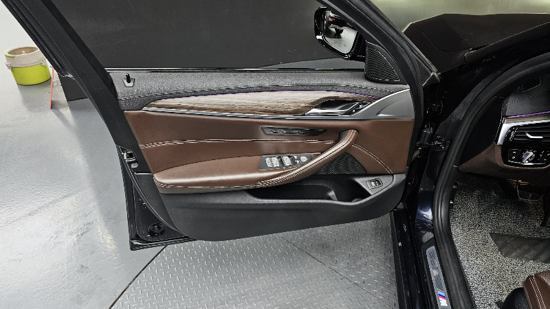 car BMW 5 Series id26327 photo #24