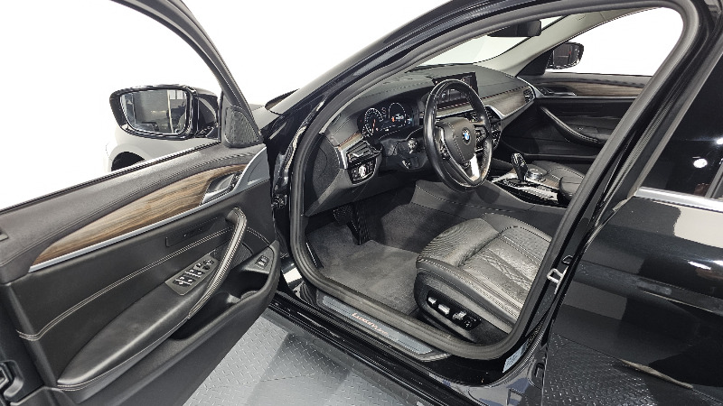 car BMW 5 Series id26347 photo #10