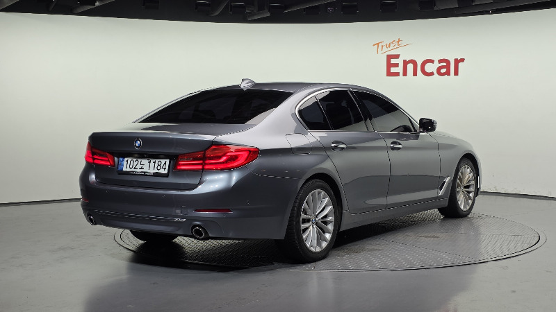 car BMW 5 Series id26371 photo #2