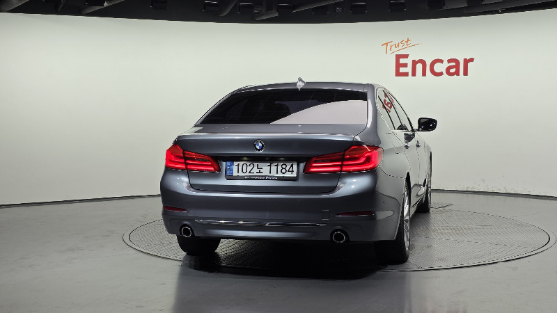 car BMW 5 Series id26371 photo #4