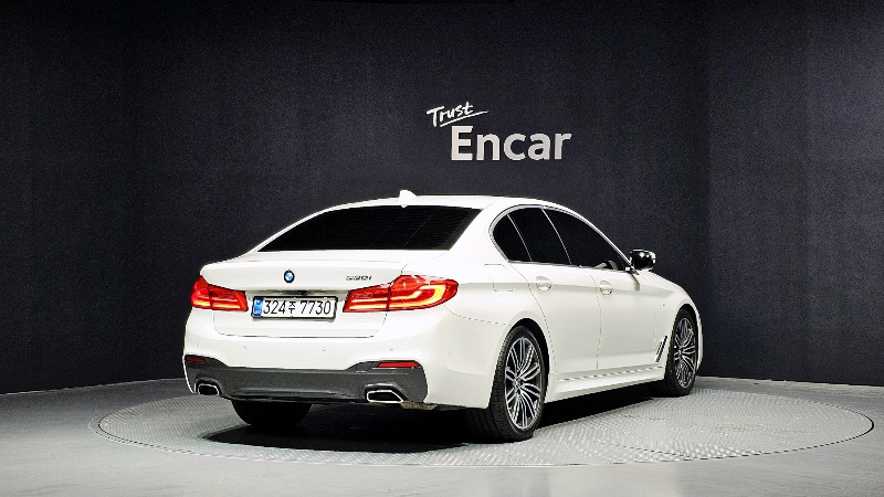 car BMW 5 Series id26859 photo #2