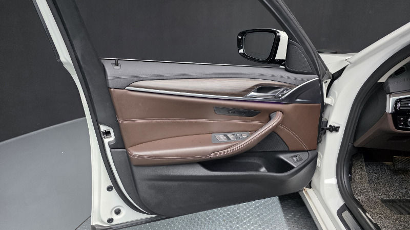 car BMW 5 Series id26879 photo #24
