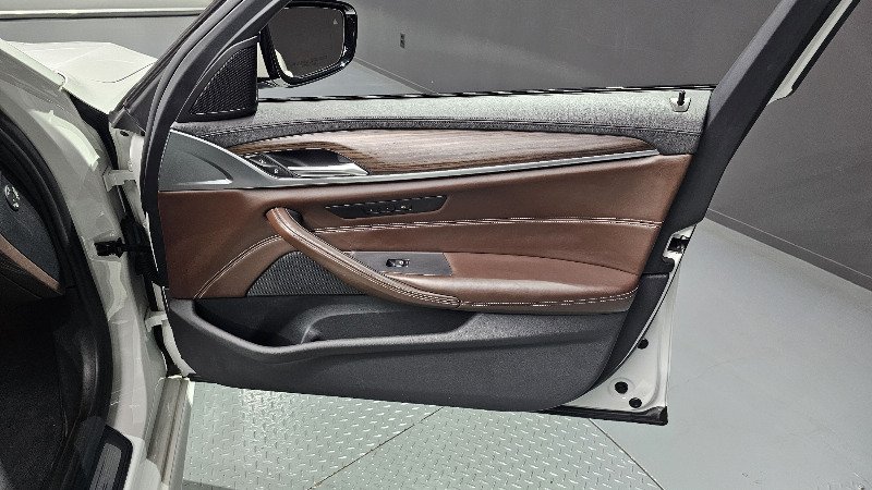 car BMW 5 Series id26982 photo #24