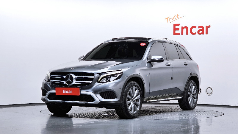 car Mercedes Benz GLC id27035 main photo