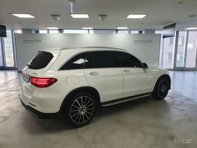 car Mercedes Benz GLC id27043 photo #2