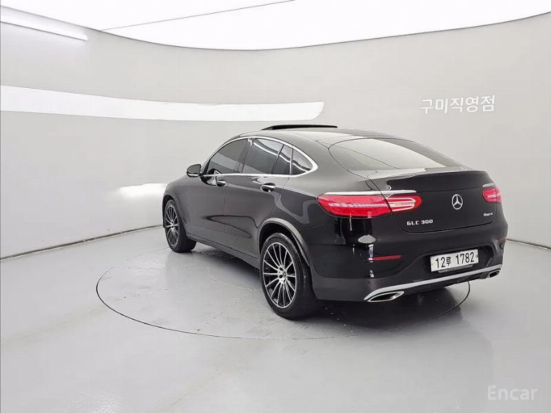 car Mercedes Benz GLC id27066 photo #2