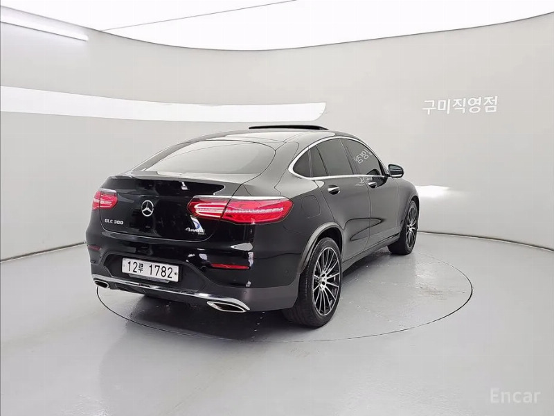 car Mercedes Benz GLC id27066 photo #4
