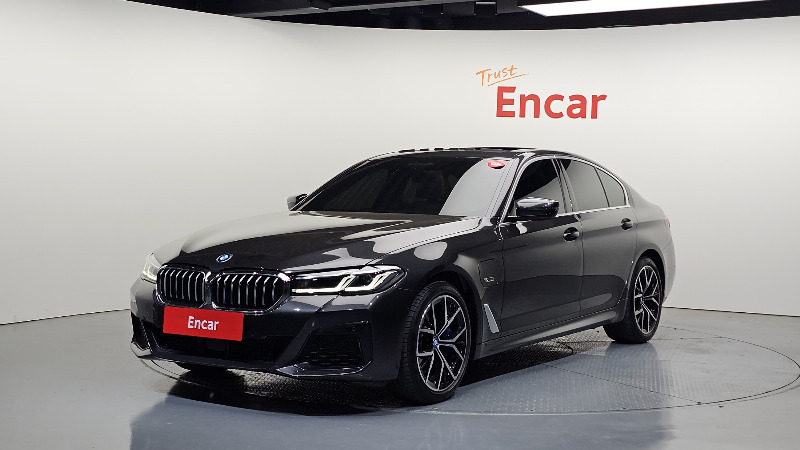 car BMW 5 Series id27083 main photo