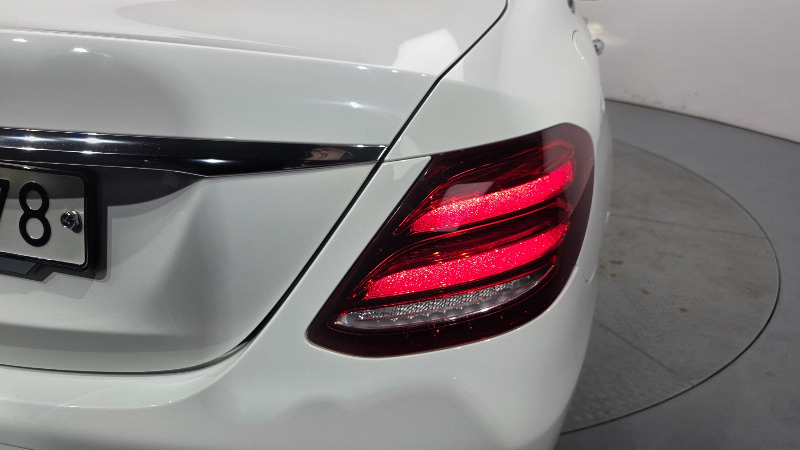 car Mercedes Benz E Class id28632 photo #23