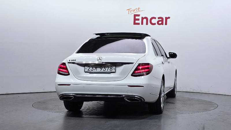 car Mercedes Benz E Class id28632 photo #4