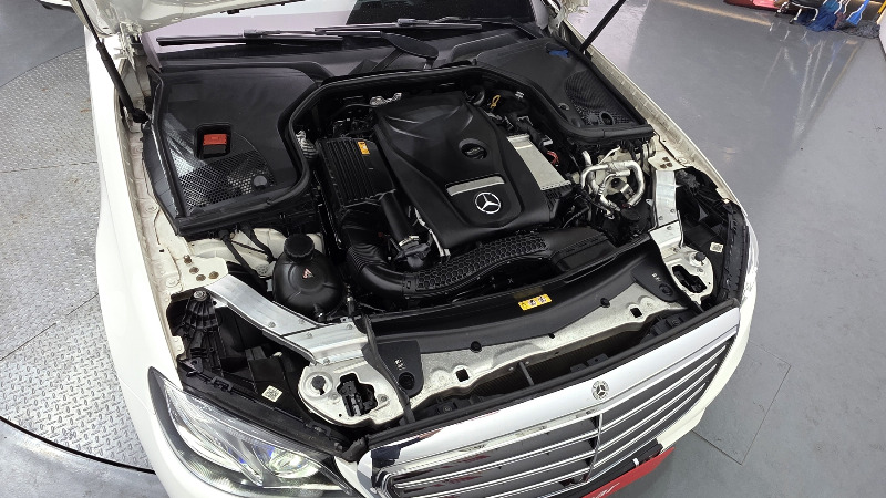 car Mercedes Benz E Class id28632 photo #6