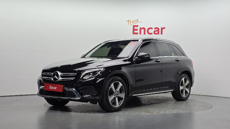 car Mercedes Benz GLC id28665 main photo
