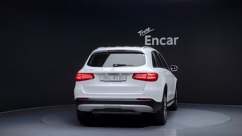 car Mercedes Benz GLC id28668 photo #4