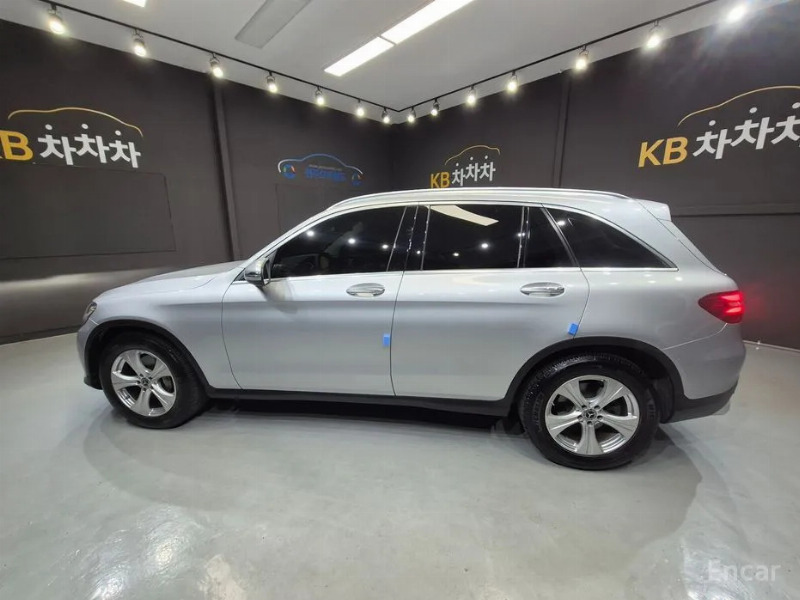 car Mercedes Benz GLC id28694 photo #5