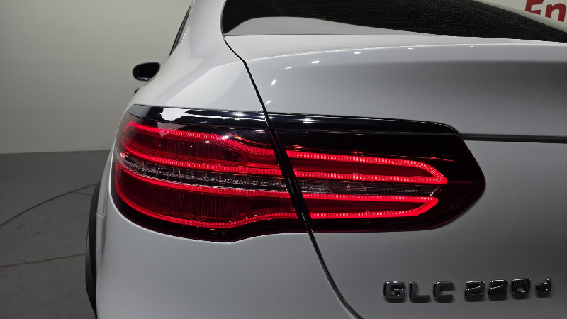 car Mercedes Benz GLC id28701 photo #23
