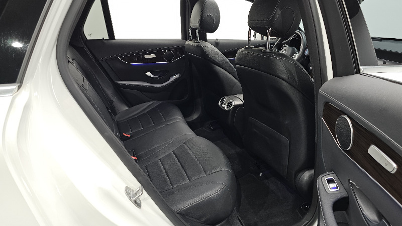 car Mercedes Benz GLC id28718 photo #12