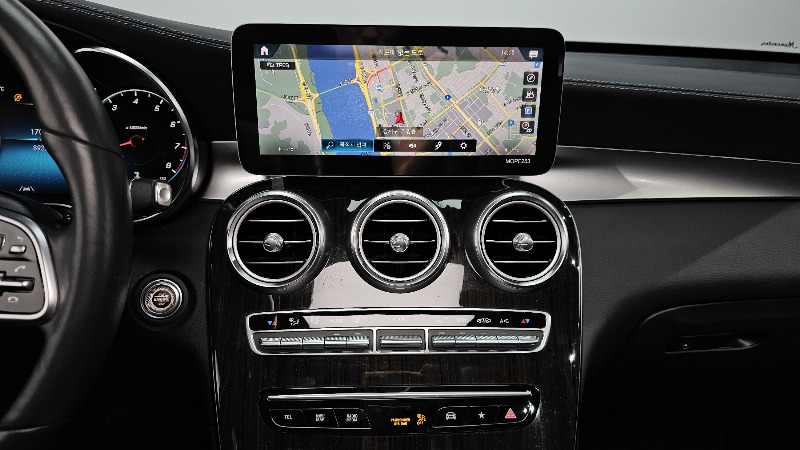car Mercedes Benz GLC id28718 photo #14