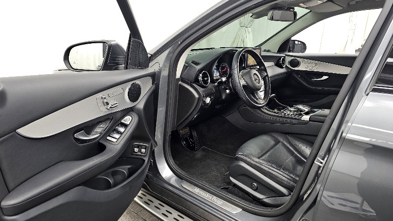 car Mercedes Benz GLC id28723 photo #10