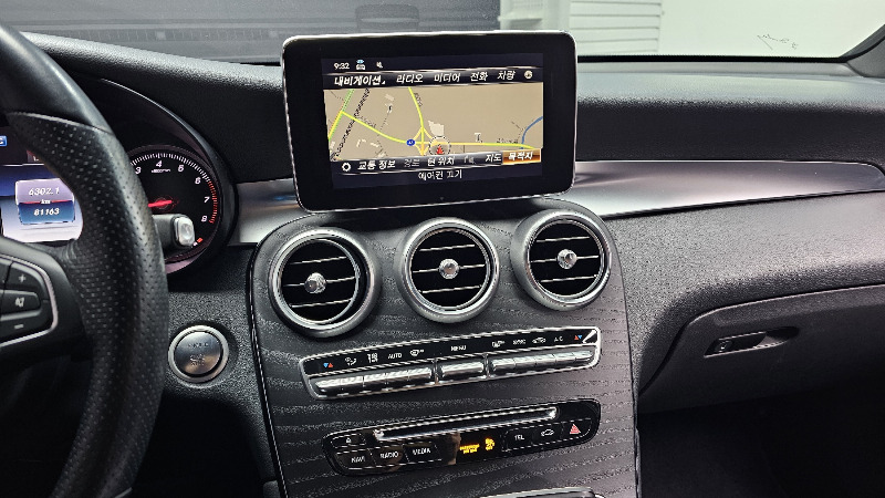car Mercedes Benz GLC id28732 photo #14