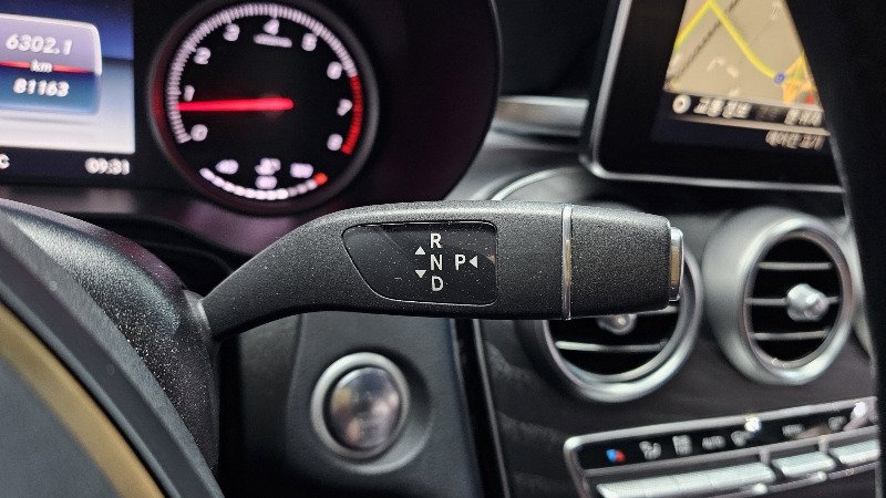 car Mercedes Benz GLC id28732 photo #9