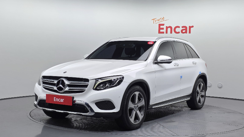 car Mercedes Benz GLC id28763 main photo