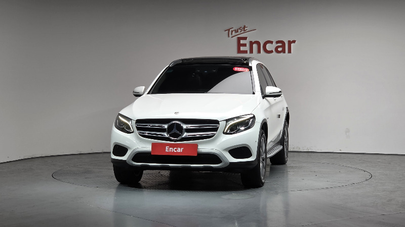 car Mercedes Benz GLC id28772 photo #3