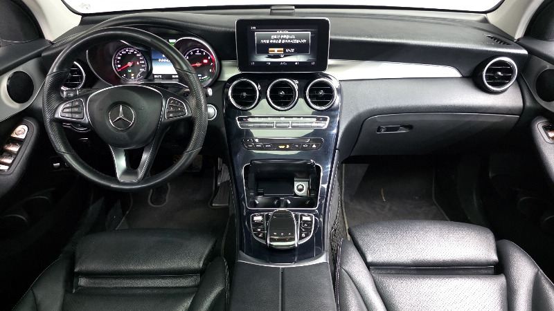 car Mercedes Benz GLC id28772 photo #7