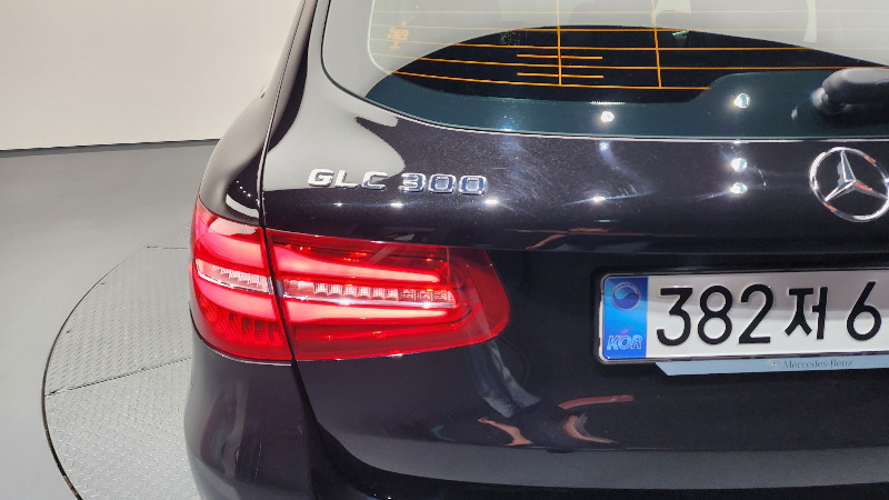 car Mercedes Benz GLC id28788 photo #23