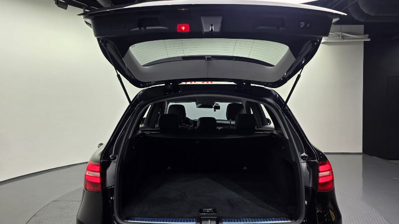 car Mercedes Benz GLC id28832 photo #20