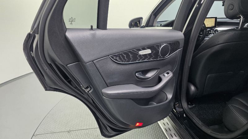 car Mercedes Benz GLC id28832 photo #25