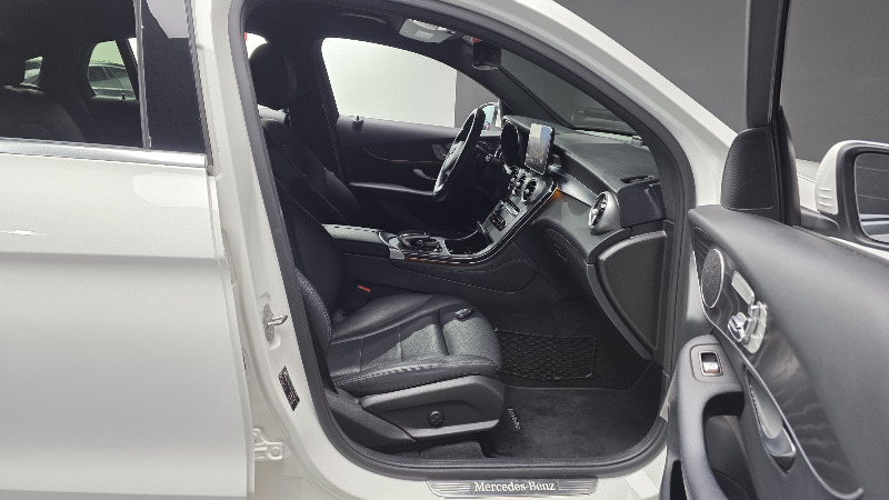 car Mercedes Benz GLC id28839 photo #26