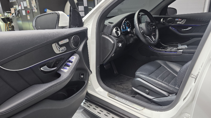 car Mercedes Benz GLC id28848 photo #10