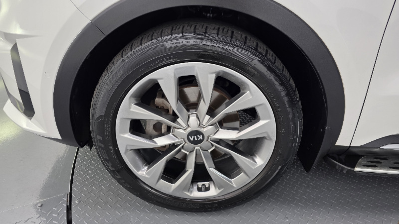 car KIA Sorento id29307 photo #5