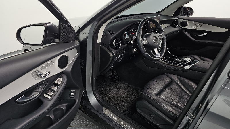car Mercedes Benz GLC id29320 photo #10