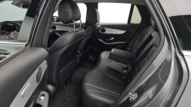 car Mercedes Benz GLC id29320 photo #26