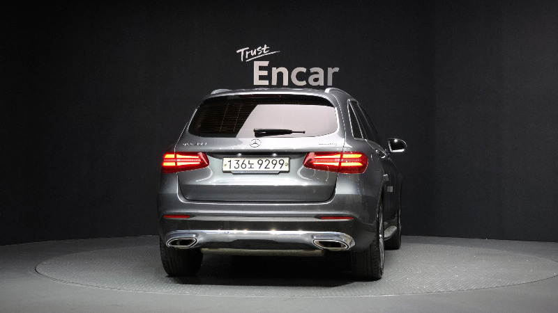 car Mercedes Benz GLC id29450 photo #4