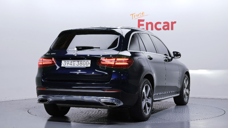 car Mercedes Benz GLC id29565 photo #2