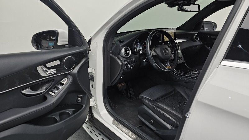 car Mercedes Benz GLC id29568 photo #10